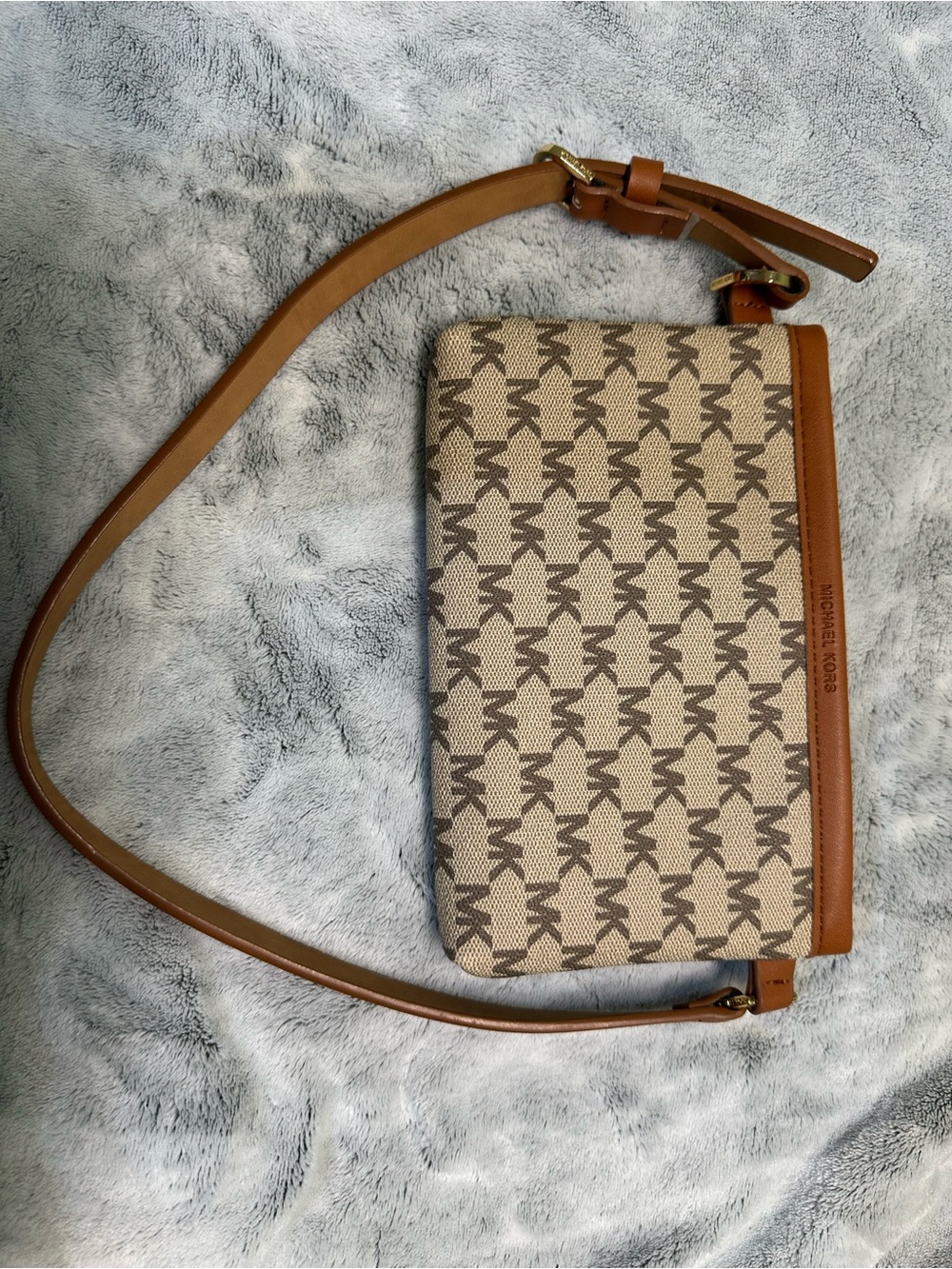 Michael Kors Signature Logo belt bag in Beige and Brown